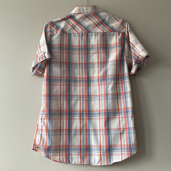 🍎Free with purchase-Straight Faded Short Sleeve Button Down Short - Picture 2 of 9